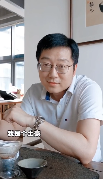 妇仇者联盟：刘大鹅是否将成为下一个“朱一旦”